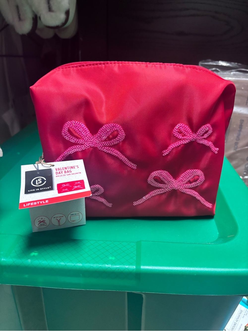 Pink Bow Accent Women's Cosmetic Bag